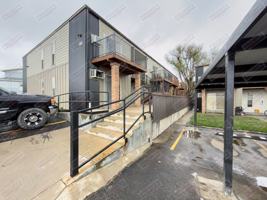 featured image of 434 Prairieview Dr