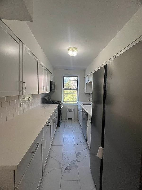 3720 Independence Ave #5D - Photo 2 of 12