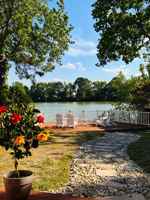 featured image of 5545 Bulls Bay Dr