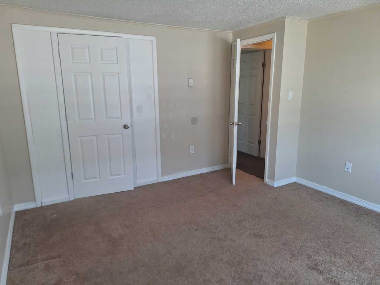 101 Cleveland St - Photo 6 of 17