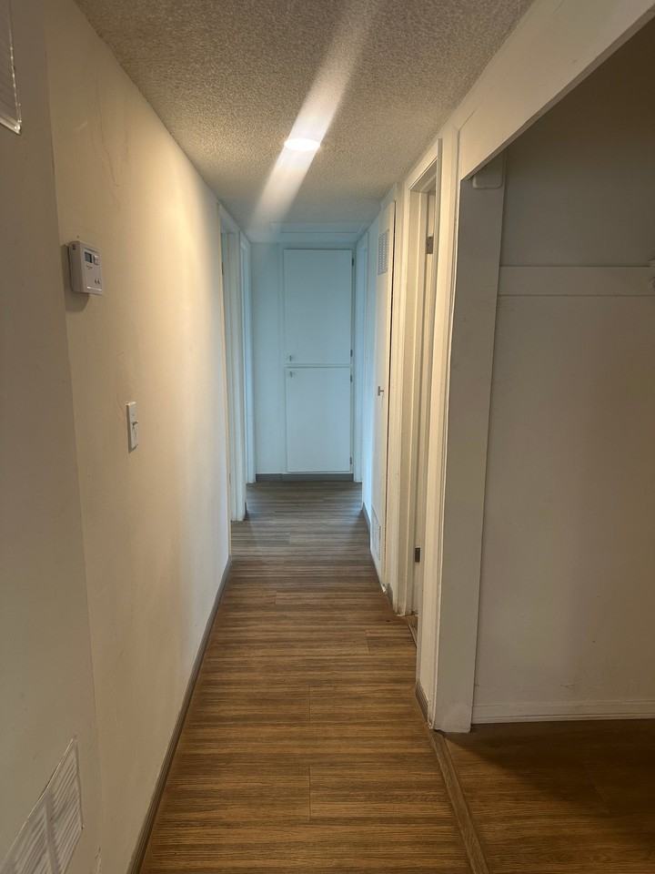 1315 1/2 W 97th St - Photo 2 of 17