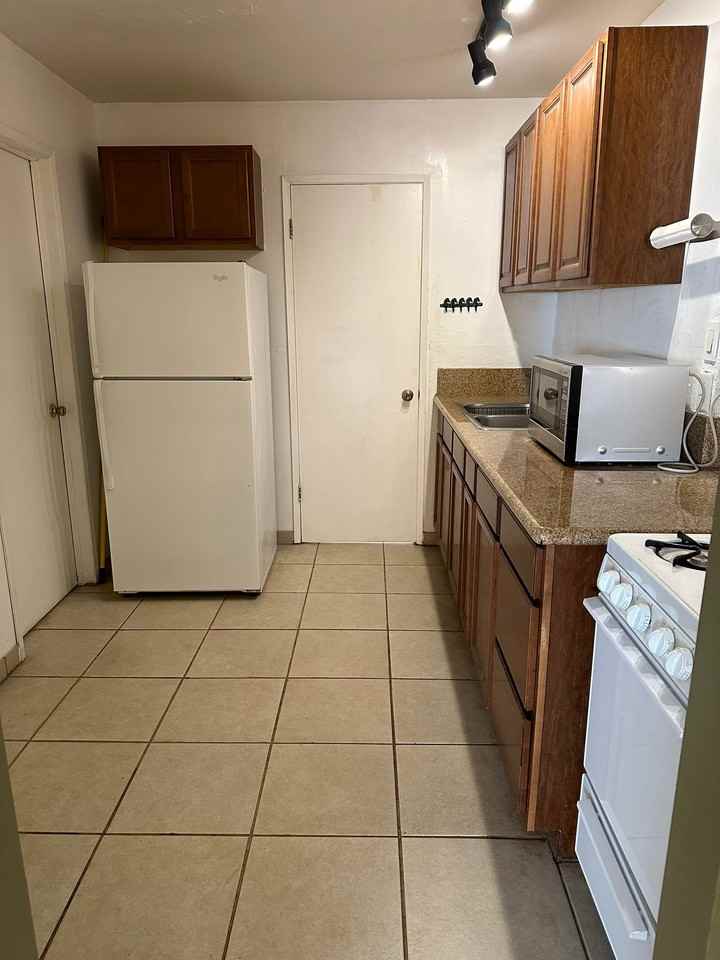 2860 Liholani St - Photo 6 of 9