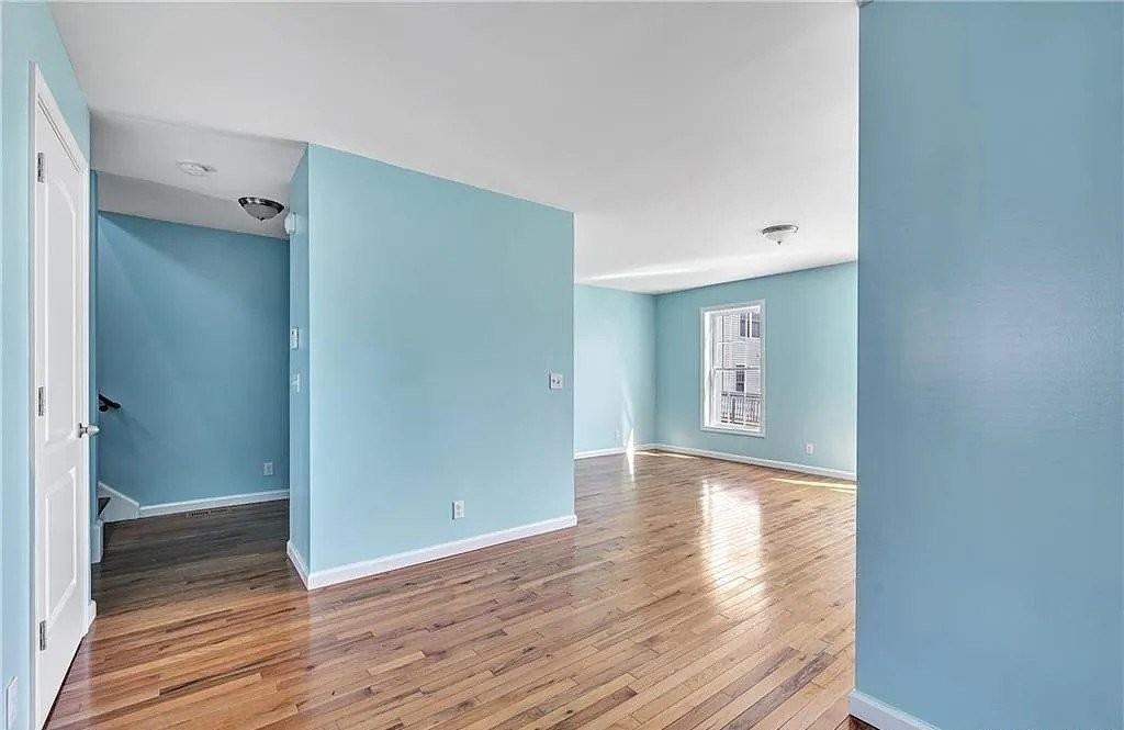 800 Seaview Ave #2 - Photo 6 of 16