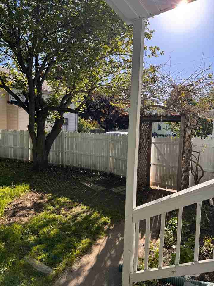 19 Kellogg St - Photo 4 of 16