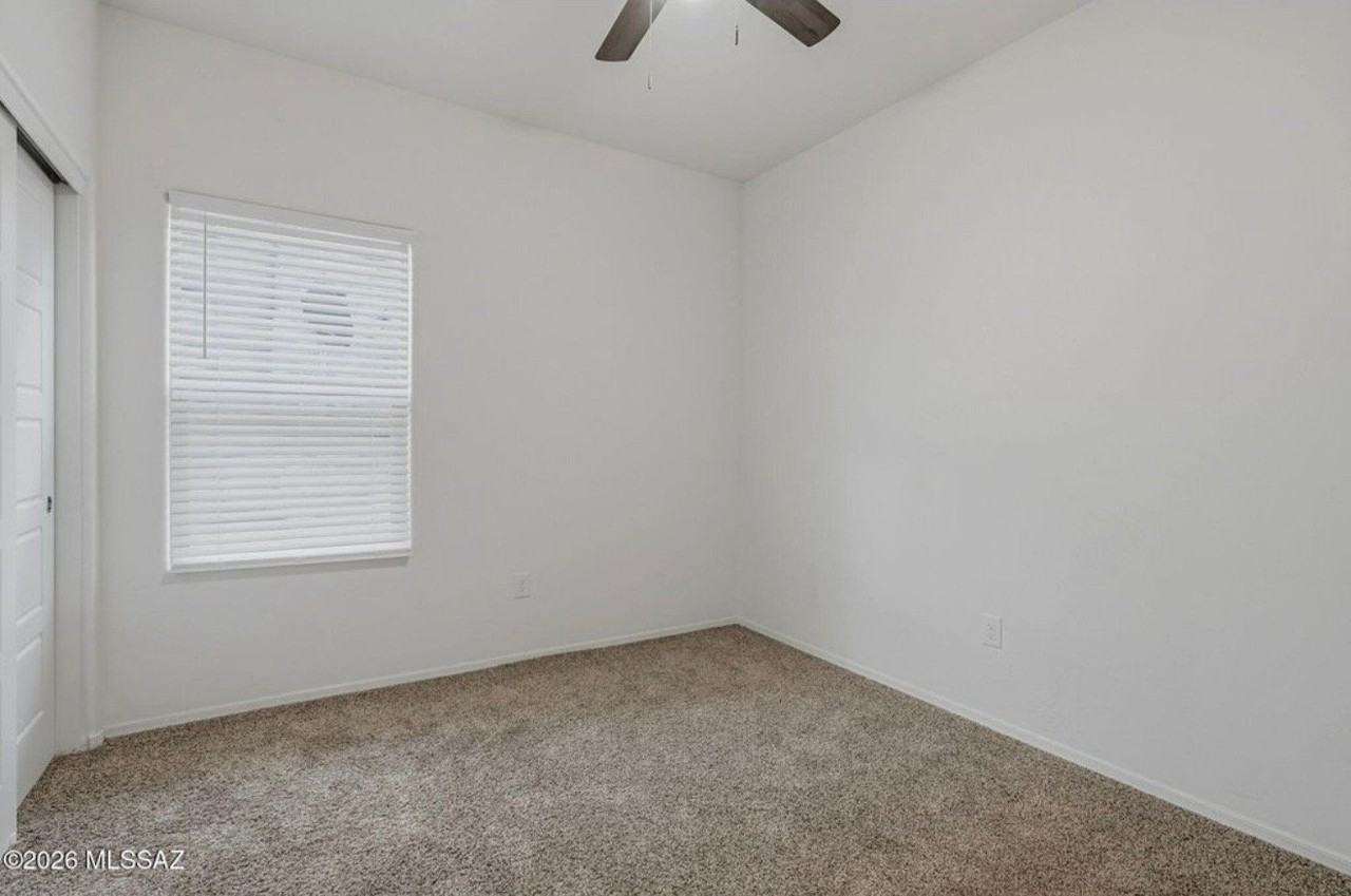 2557 E Calle Joya De Ventura - Photo 5 of 16
