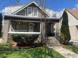 featured image of 133 S 76th St #3