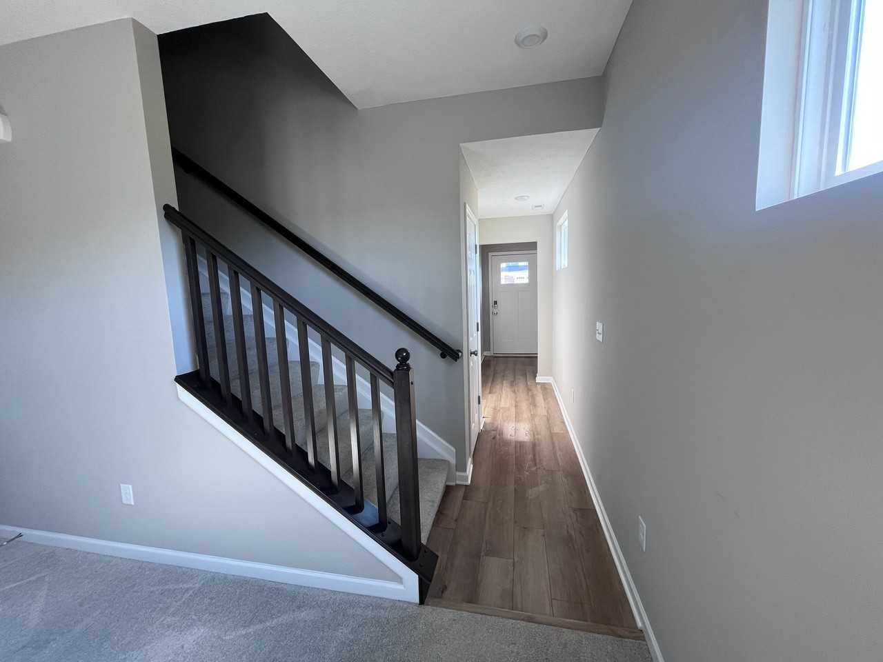 202 Harvest Point Way - Photo 2 of 17
