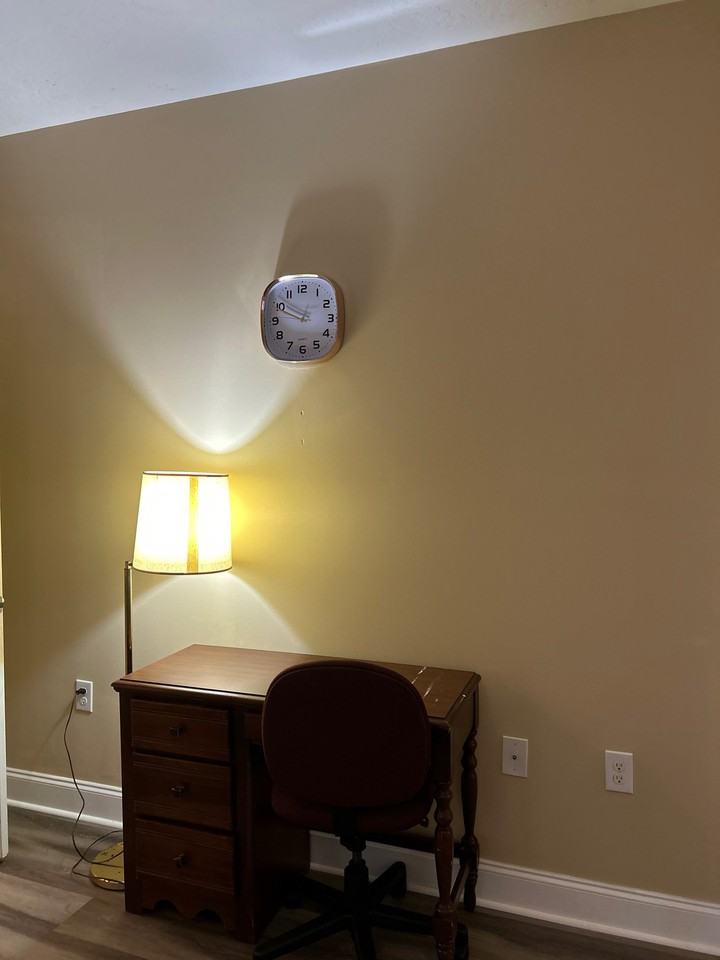 1227 Holley St - Photo 4 of 16