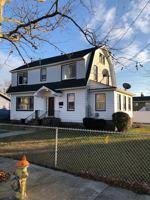 featured image of 1532 Emerson Ave