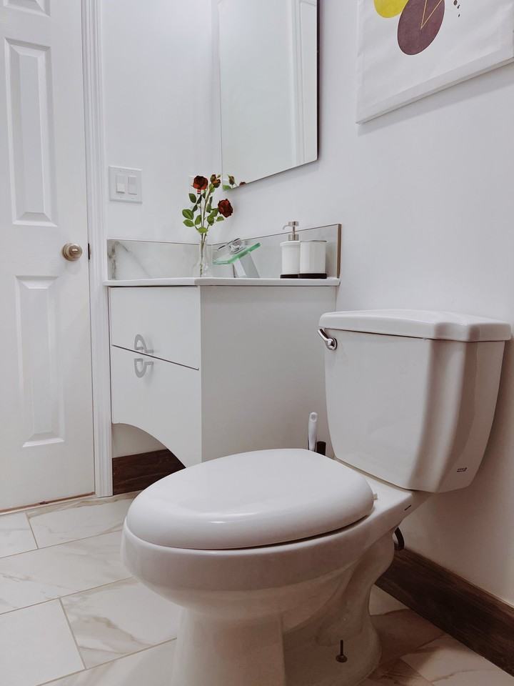 2402 Spruce St #3R - Photo 6 of 11