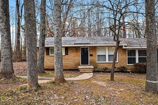 5001 Lakecrest Dr - Photo 1 of 1