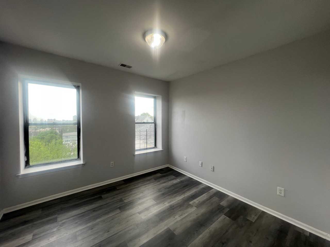 281 Mount Prospect Ave #46 - Photo 3 of 9