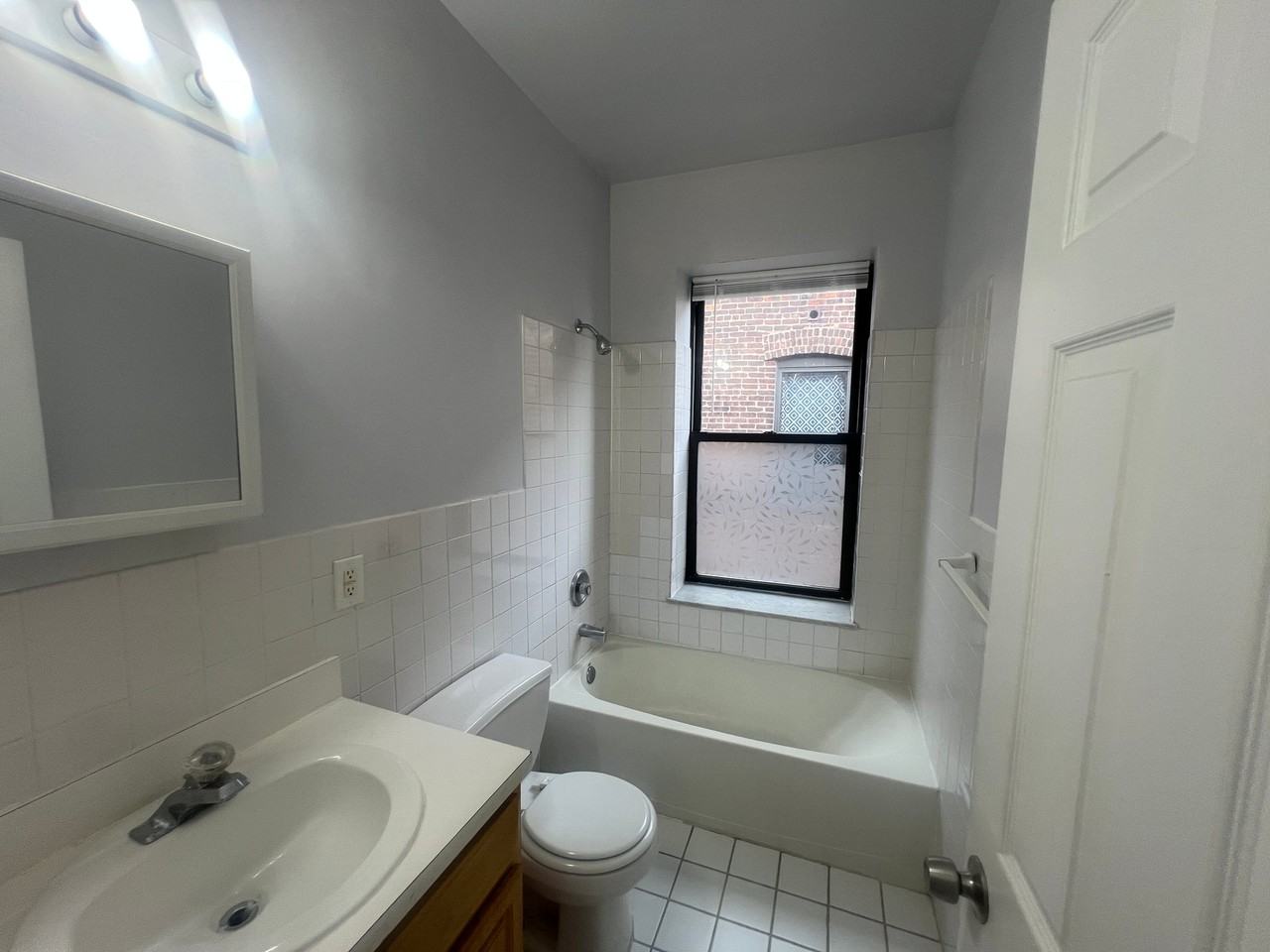 281 Mount Prospect Ave #46 - Photo 6 of 9