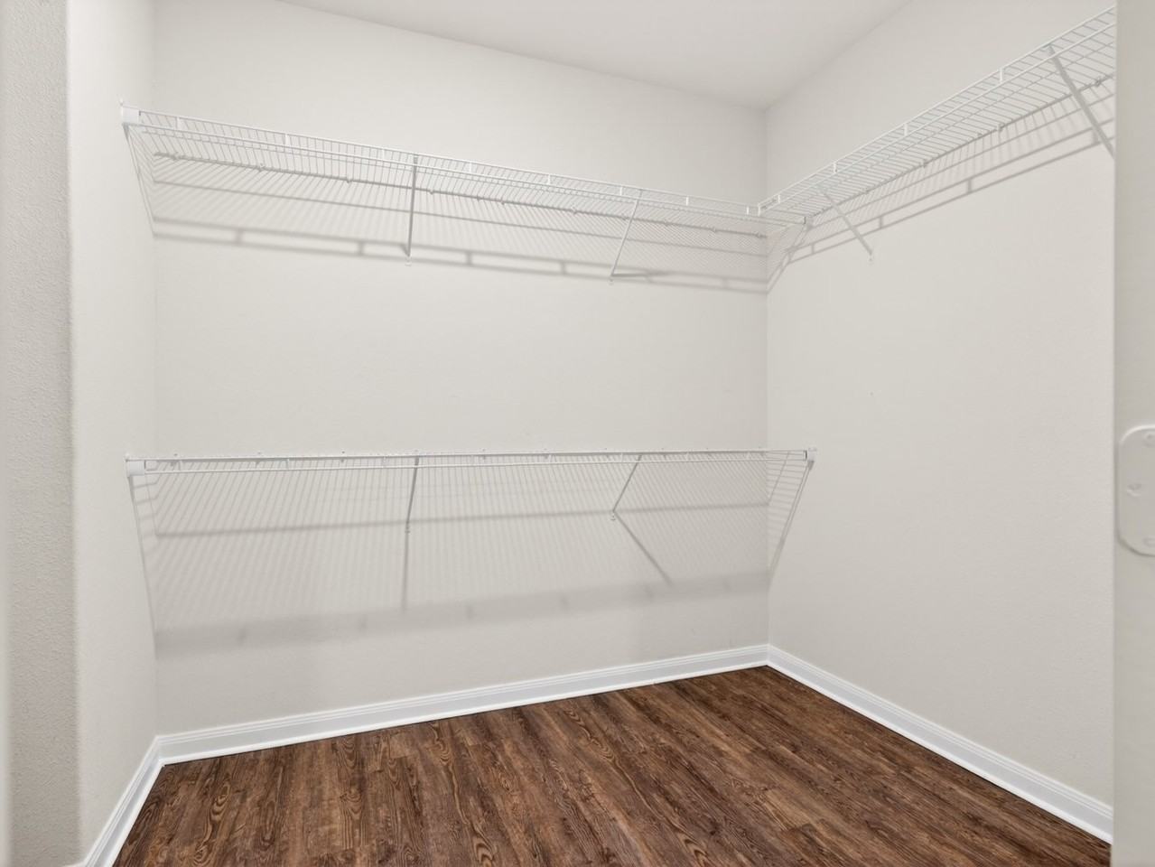 1420 Mackinac Dr - Photo 6 of 17