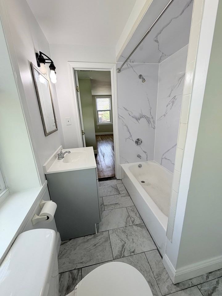 117 Arlington St #2 - Photo 5 of 17
