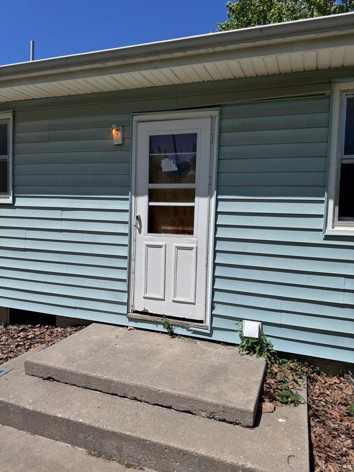 810 N C St - Photo 5 of 20