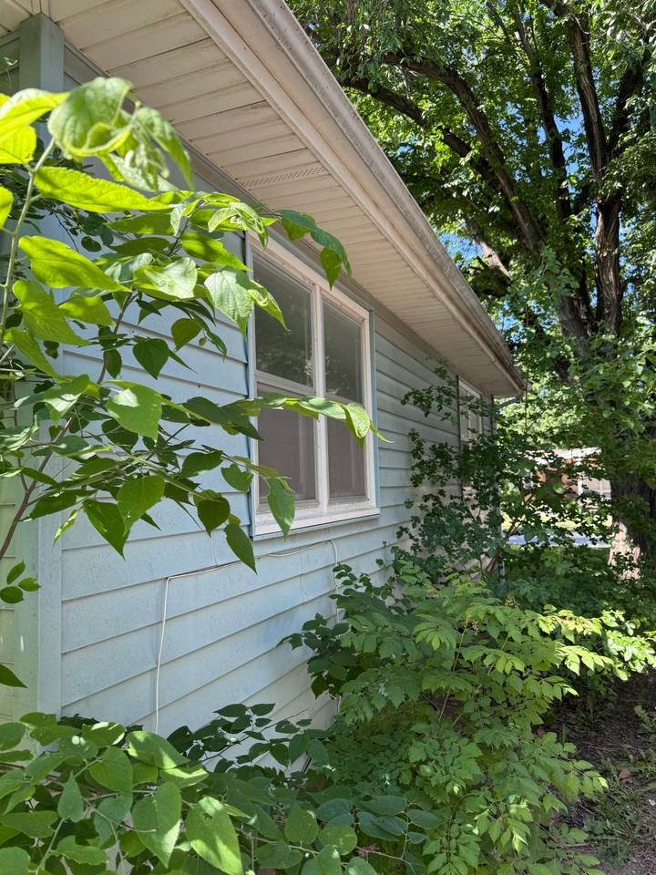 810 N C St - Photo 7 of 20