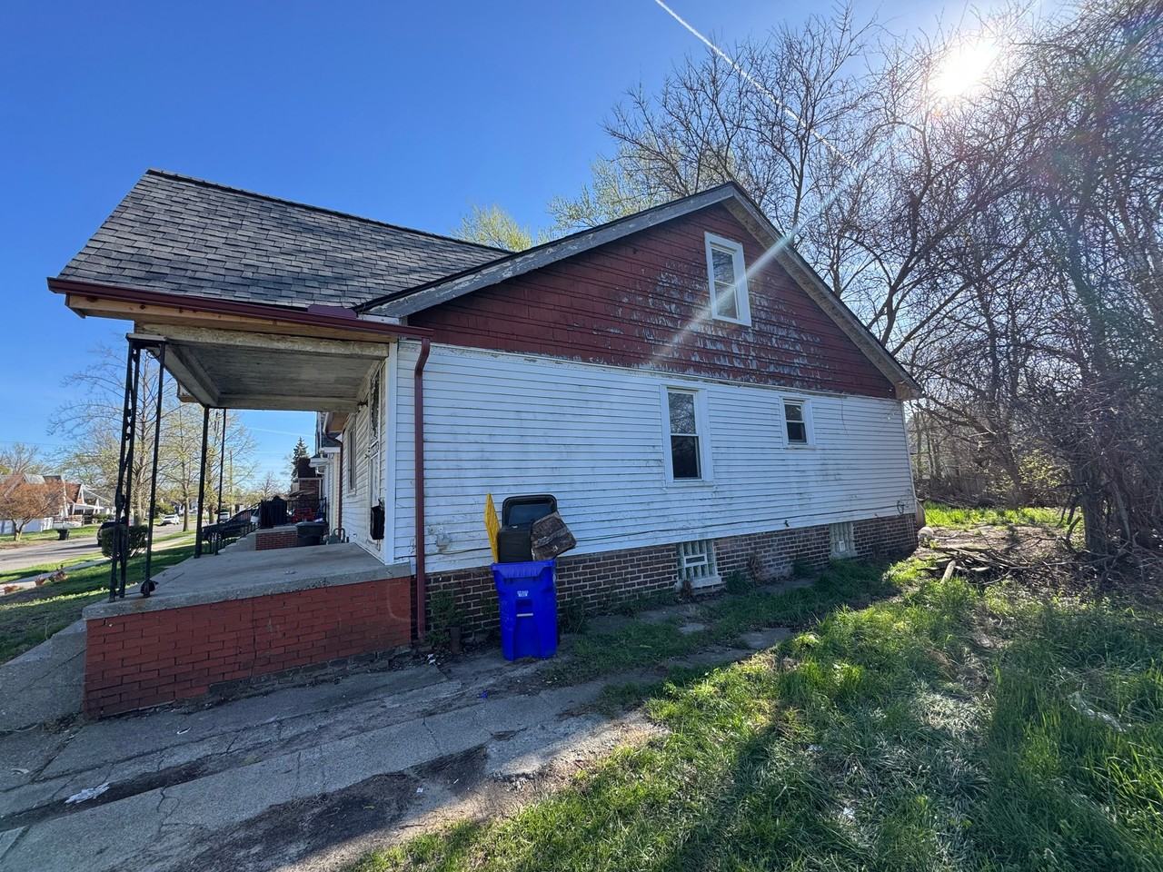 15447 Griggs St - Photo 2 of 20