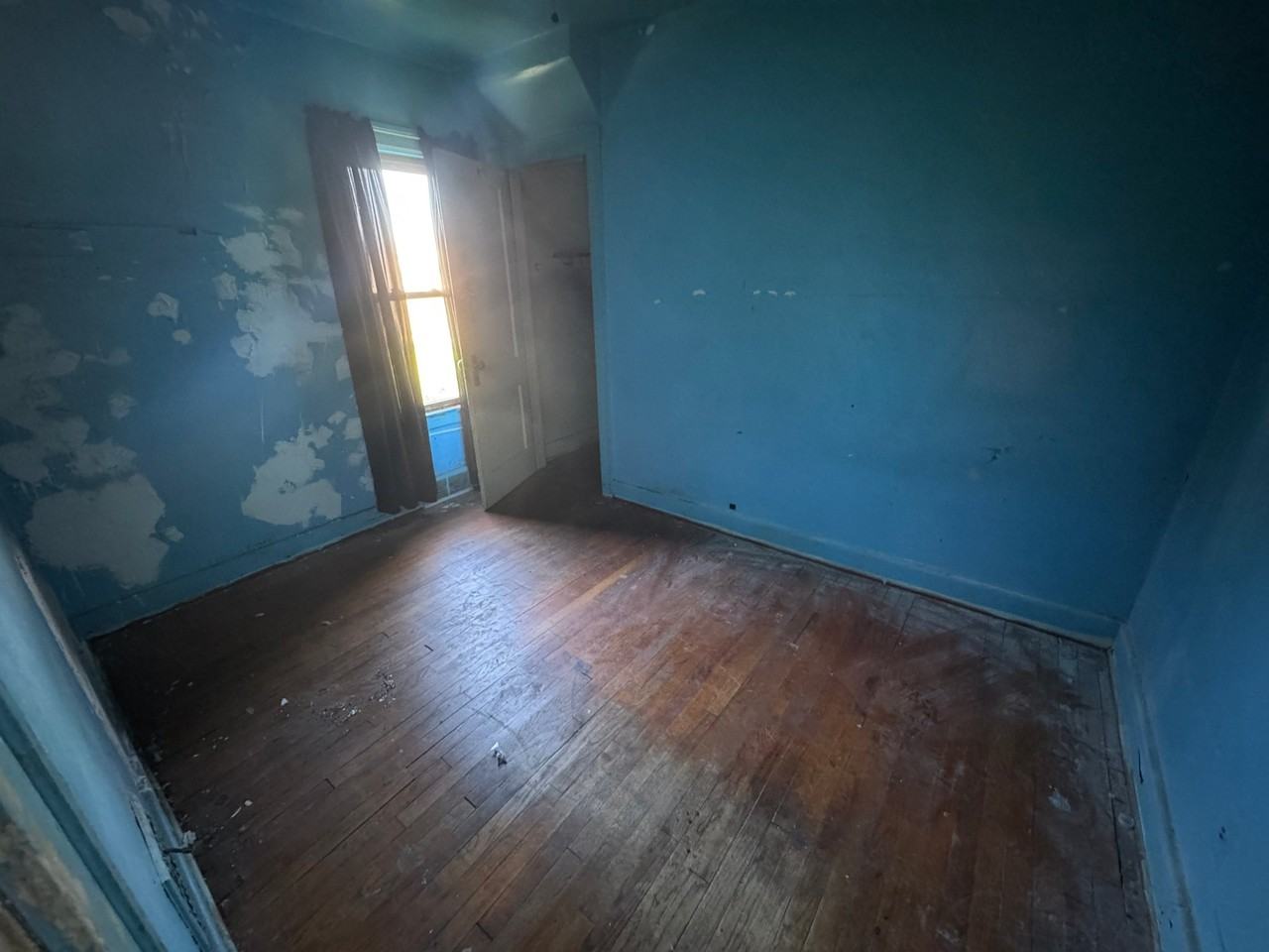 15447 Griggs St - Photo 7 of 20