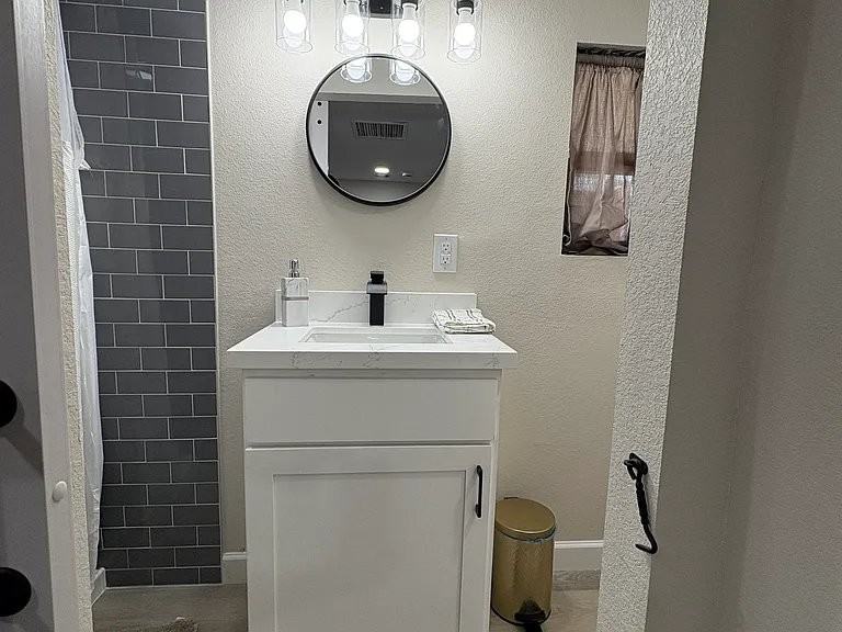 6832 W Fillmore St #174 - Photo 2 of 14