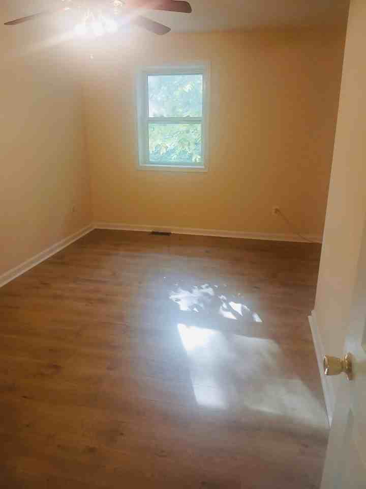 16845 Hillsboro Rd #C - Photo 6 of 9