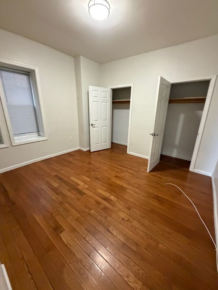 131 S Harrison St #1B - Photo 3 of 6