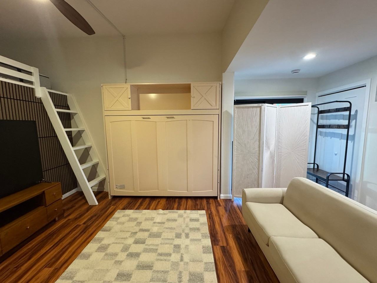 6303 Kaiwiki Pl #B - Photo 6 of 12