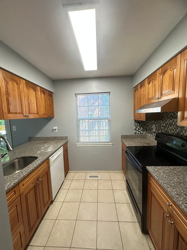 11553 Sullnick Way - Photo 5 of 18