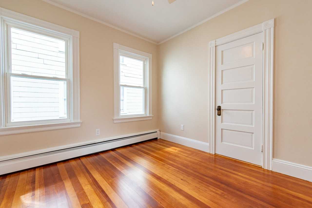 73 Vandewater St #2 - Photo 4 of 15