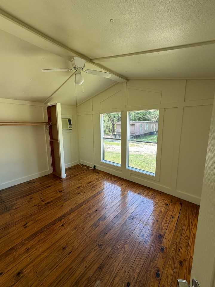 9793 Farris Loop - Photo 4 of 6