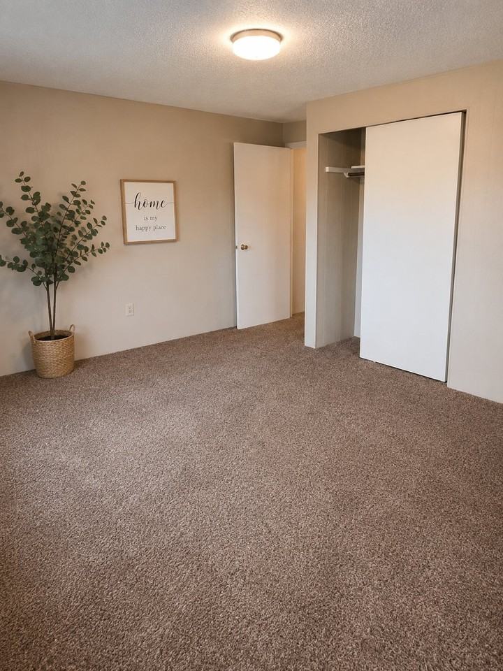 1809 Wilder Ave - Photo 7 of 12