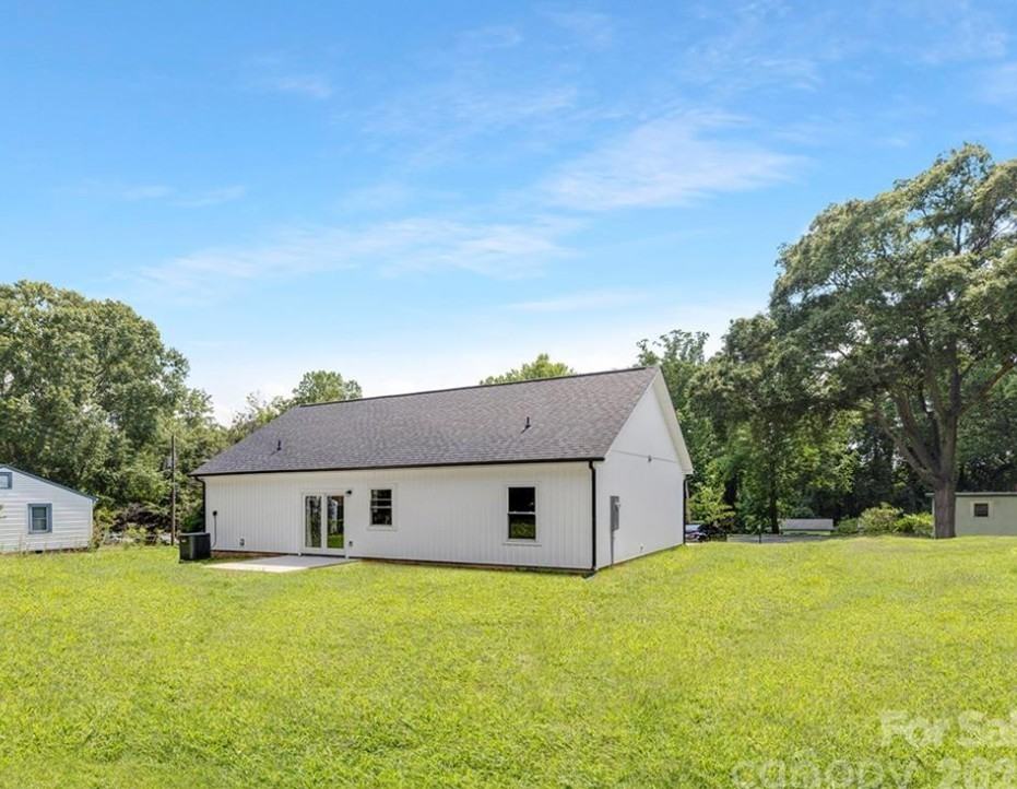 208 Graham St #NA - Photo 7 of 8