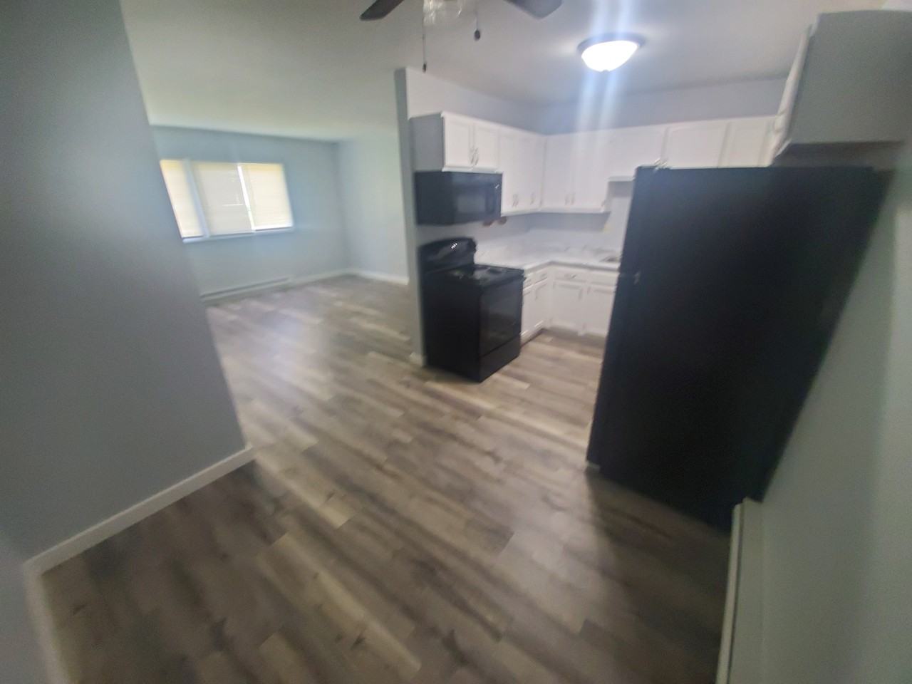 906 Hill St #109 - Photo 2 of 20