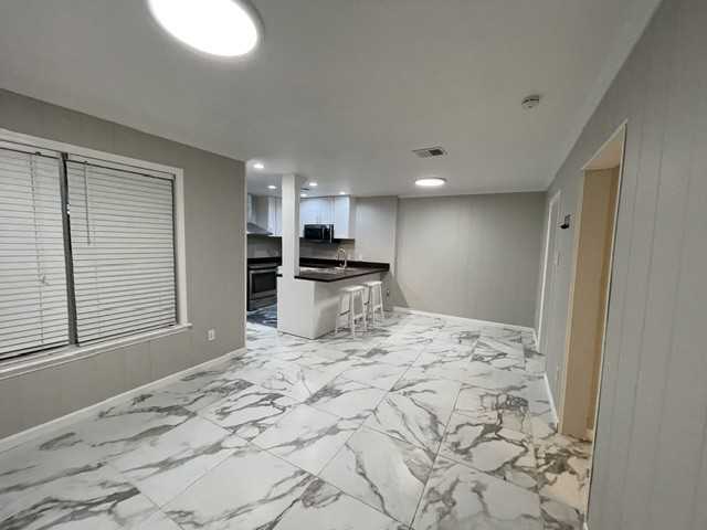 10327 Loma Vista Dr #10327 - Photo 3 of 20