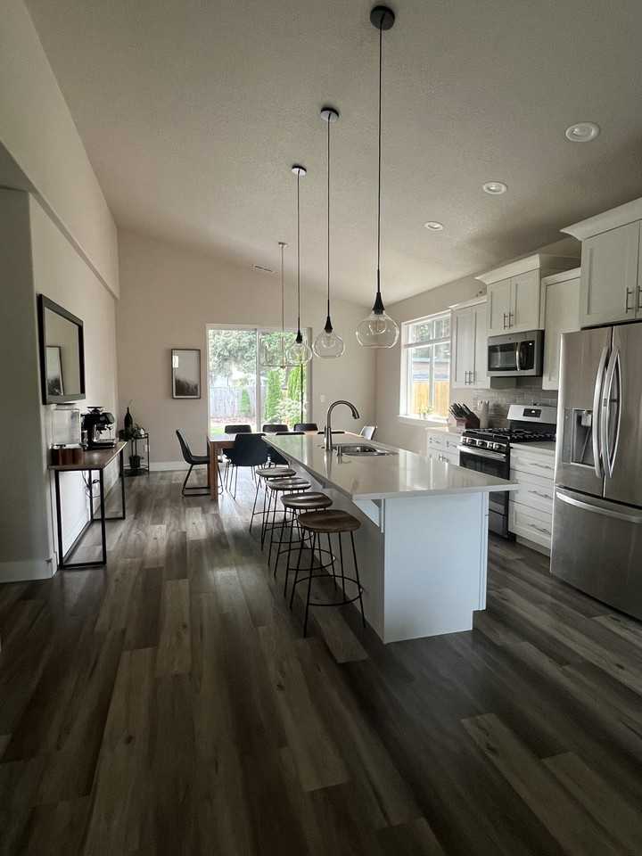 10715 Ne 70th St #NA - Photo 6 of 21