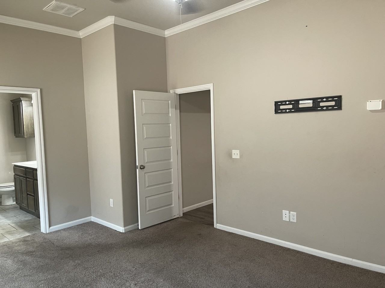 18321 Groveton Blvd #NA - Photo 7 of 13