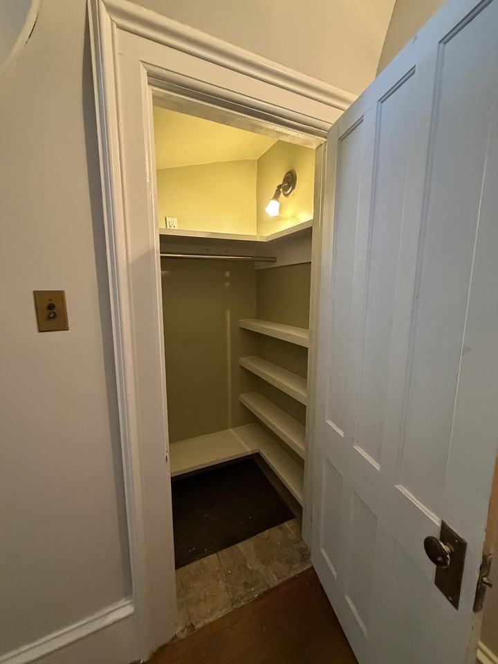 500 2nd St #500FRONT - Photo 5 of 19