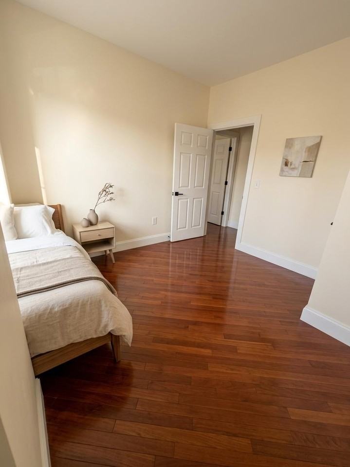 3984 Commonwealth St #B - Photo 4 of 21