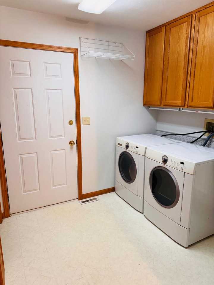 2919 W Rohmann Ave #NA - Photo 6 of 11