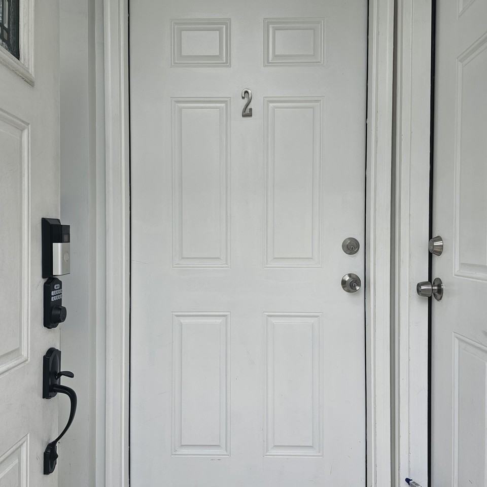1912 W Baltimore St #2 - Photo 2 of 20