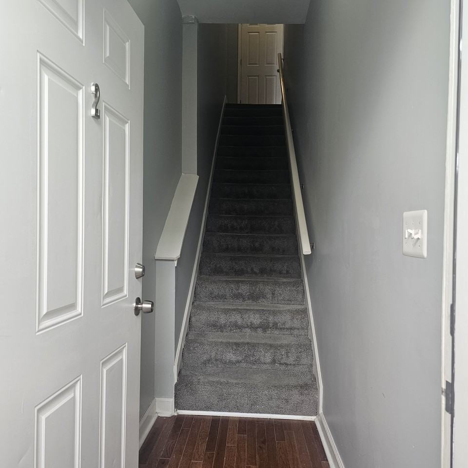 1912 W Baltimore St #2 - Photo 3 of 20