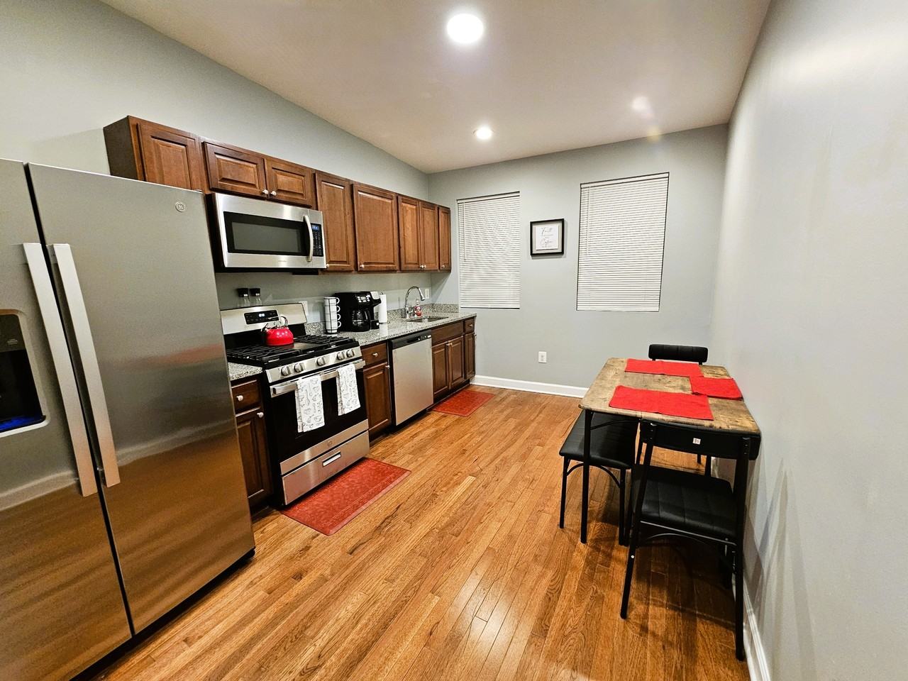 1912 W Baltimore St #2 - Photo 5 of 20