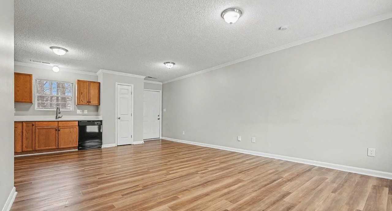 10409 Landon St #NA - Photo 2 of 13