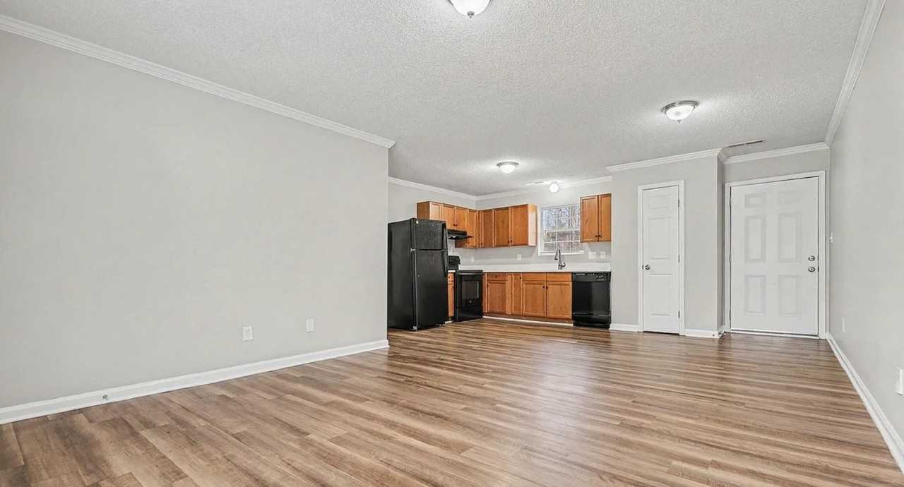 10409 Landon St #NA - Photo 3 of 13