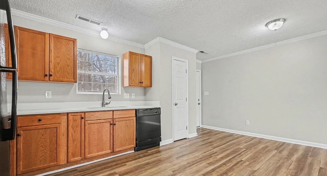 10409 Landon St #NA - Photo 4 of 13