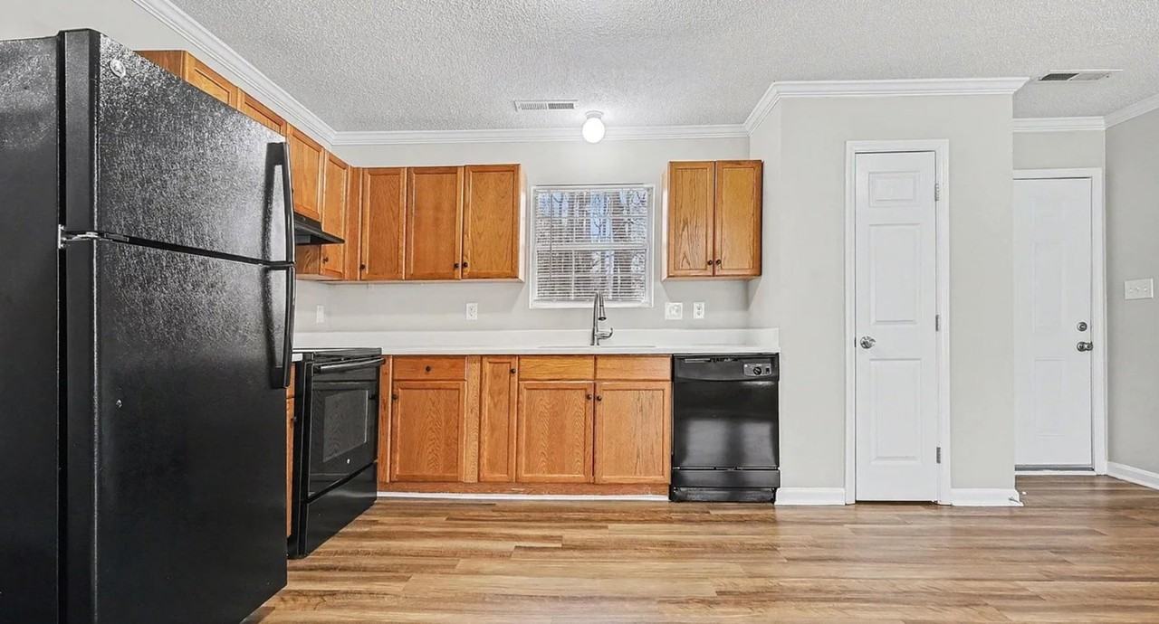 10409 Landon St #NA - Photo 6 of 13