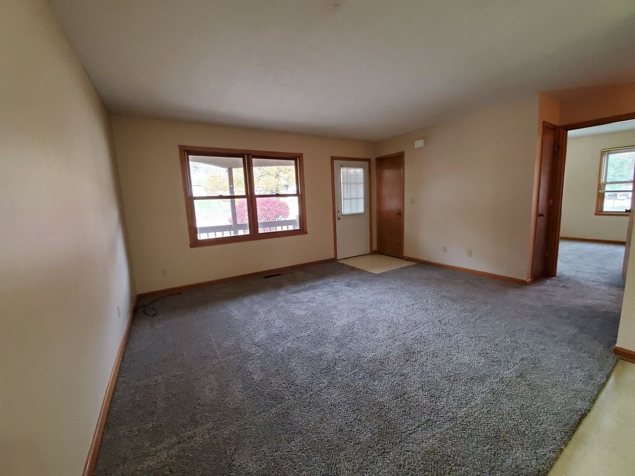 4301 Truesdel & Durnil - 4301 Truesdel Dr - A #A - Photo 3 of 11