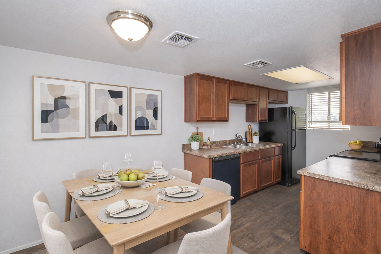 1850 East Hayden Lane #205 - Photo 4 of 10