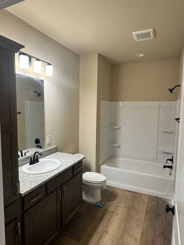 112 Fairlane Dr #8 - Photo 7 of 14