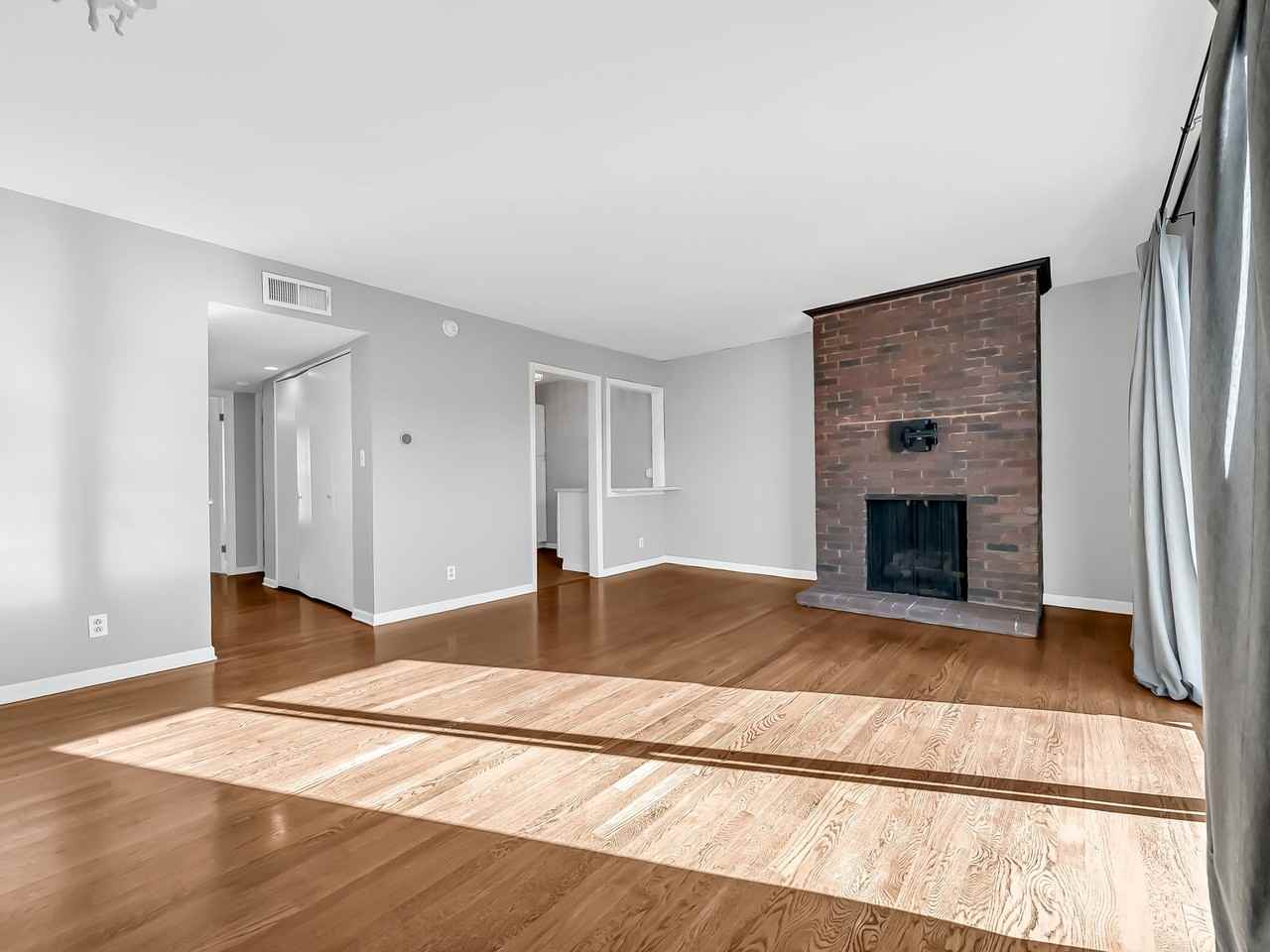4426 Jarboe St #5 - Photo 5 of 18